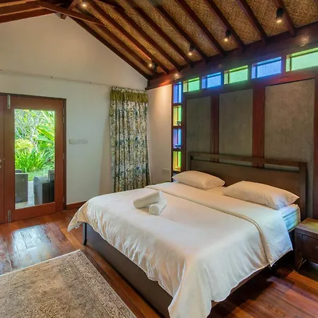Limasan Villa Langkawi Pantai Cenang  Exterior photo