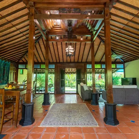 Limasan Villa Langkawi Pantai Cenang  Room photo