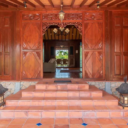 Limasan Villa Langkawi Pantai Cenang  Room photo