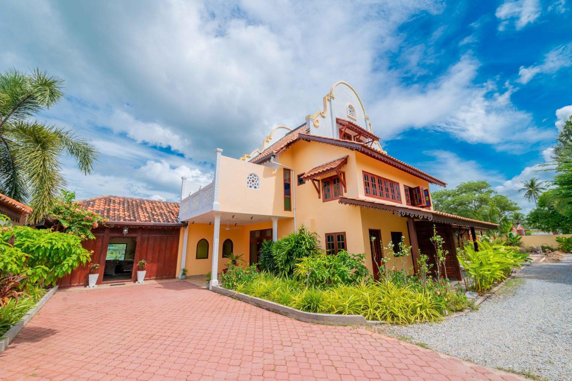 Limasan Langkawi Villa *